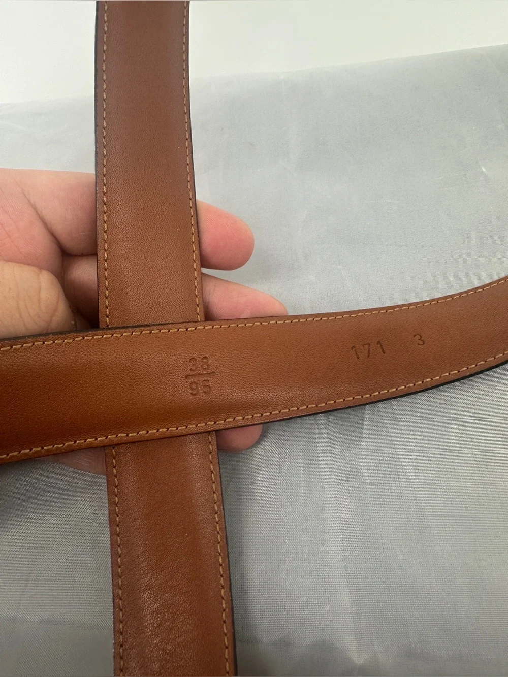 Saks fifth avenue brown leather belt